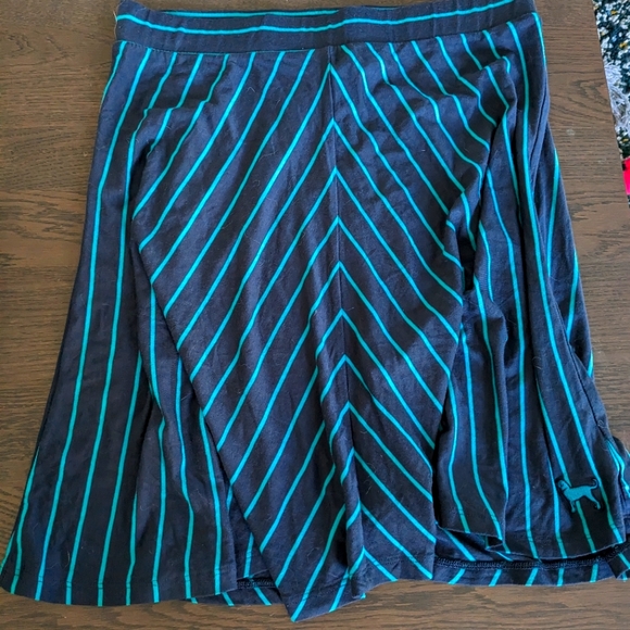A line skirt on dark blue and aqua - Picture 1 of 6